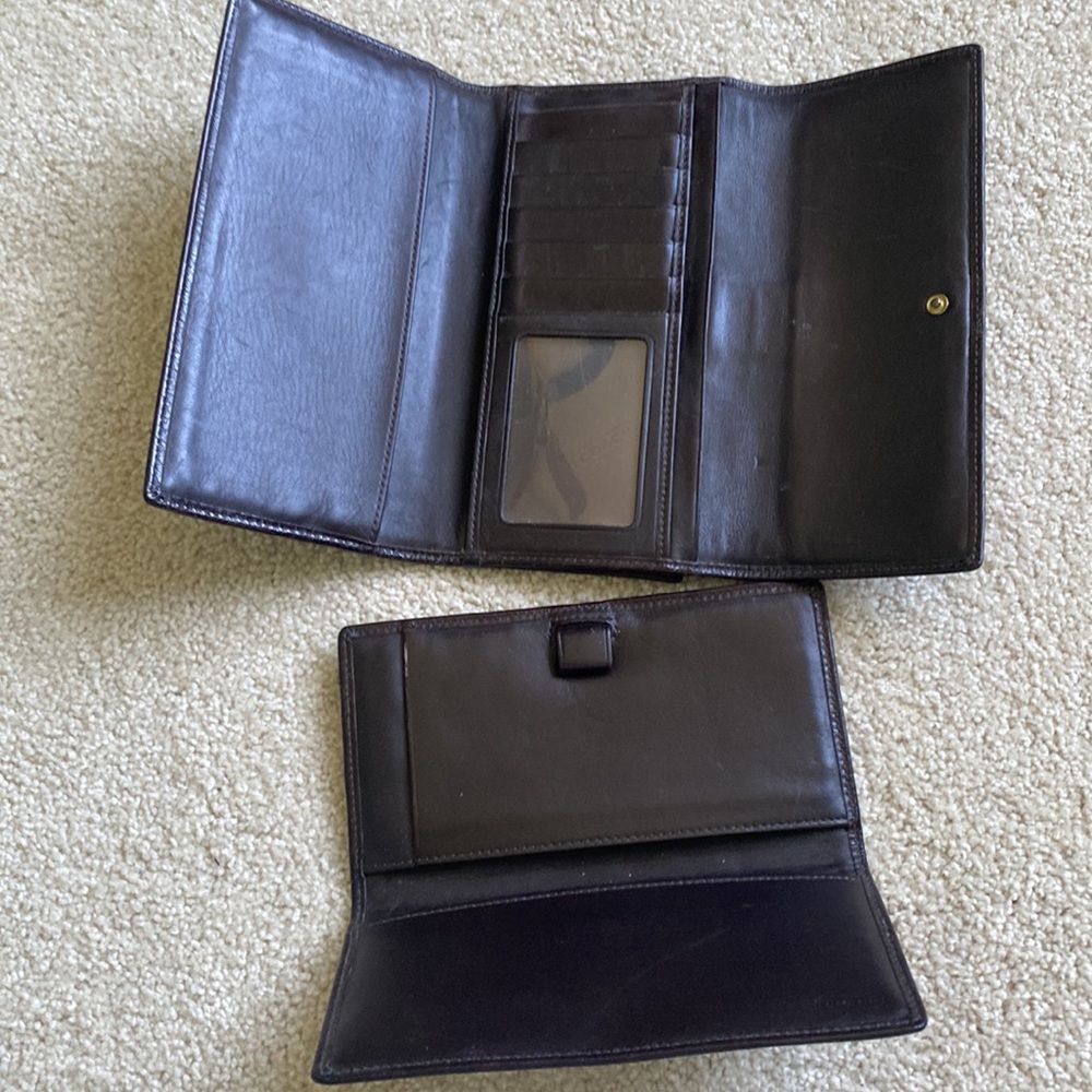 Coach Wallet - Picture 4 of 5